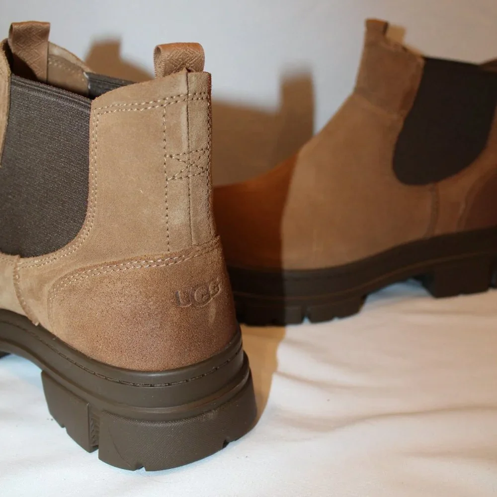 NIB UGG MEN'S‎ WATERPROOF SUEDE CHELSEA PULL ON WINTER WORK BOOTS CHESTNUT